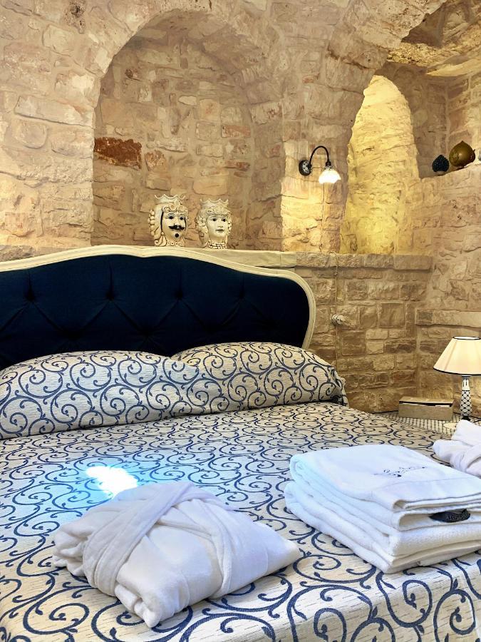 אלברובלו Trulli E Puglia Luxury Suite מראה חיצוני תמונה