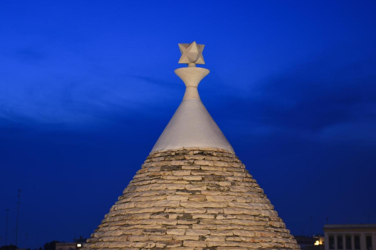 אלברובלו Trulli E Puglia Luxury Suite מראה חיצוני תמונה